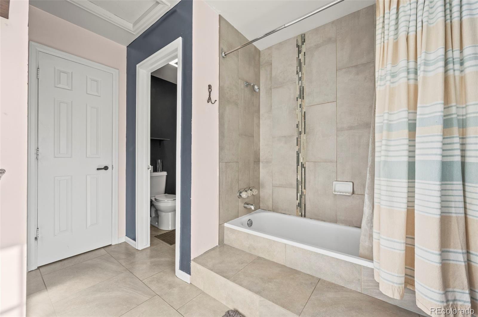 MLS Image #19 for 2101 s victor street,aurora, Colorado