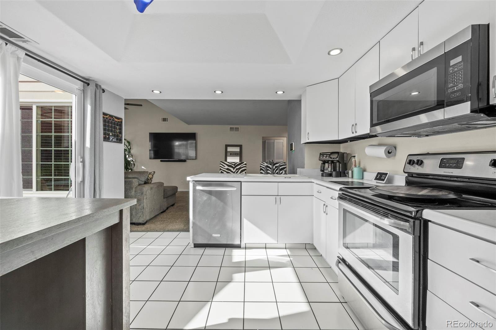 MLS Image #9 for 2101 s victor street,aurora, Colorado