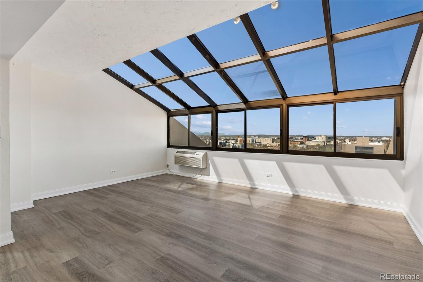 MLS Image #11 for 1313 n williams street,denver, Colorado