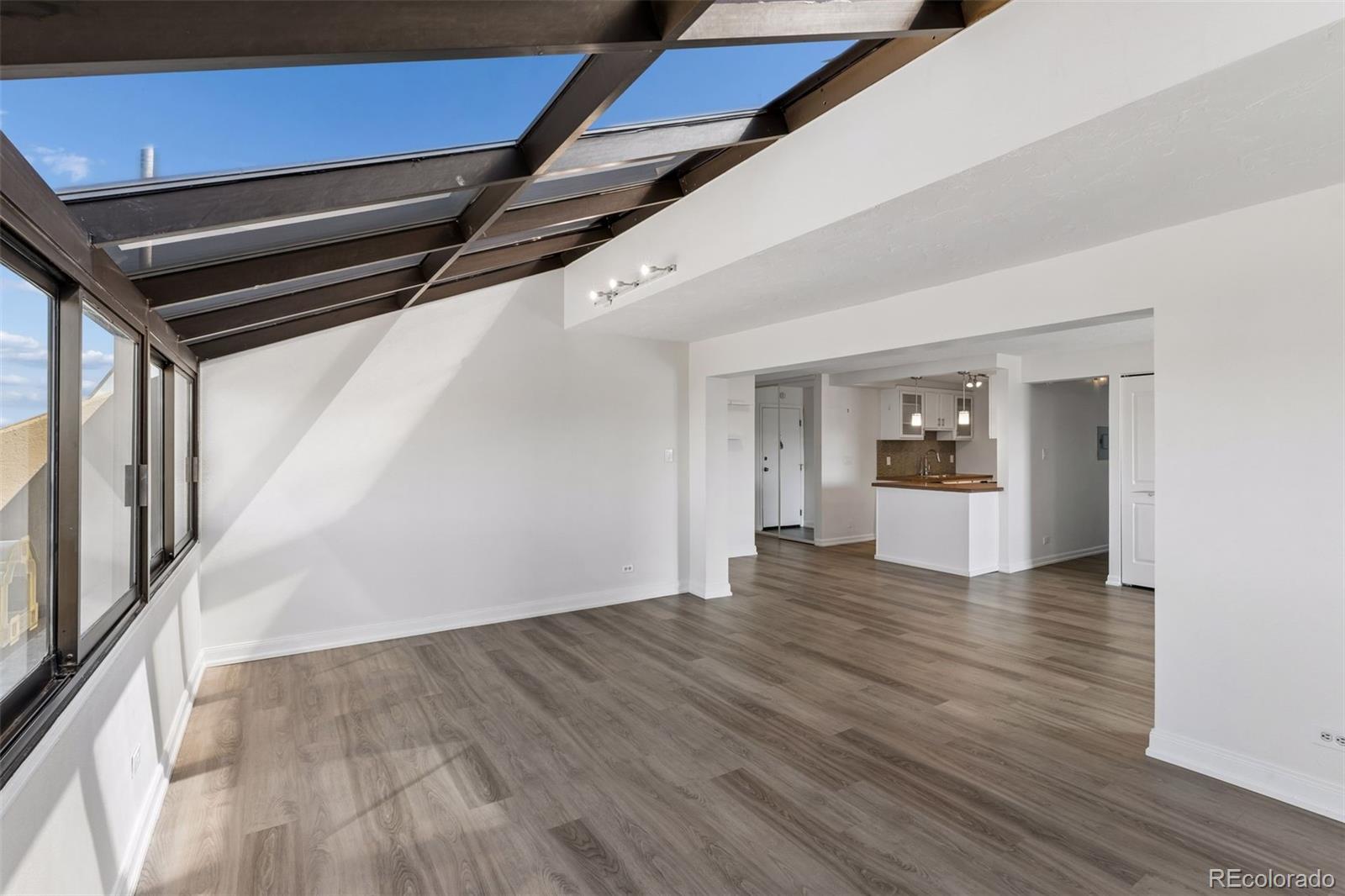 MLS Image #14 for 1313 n williams street,denver, Colorado