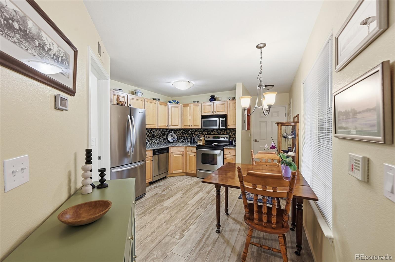 MLS Image #17 for 8641 e dry creek road,centennial, Colorado