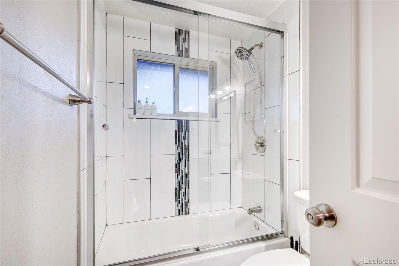 MLS Image #11 for 6022  newcombe court,arvada, Colorado