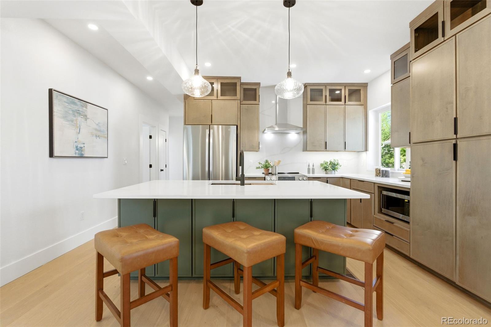 MLS Image #16 for 625  cook street,denver, Colorado