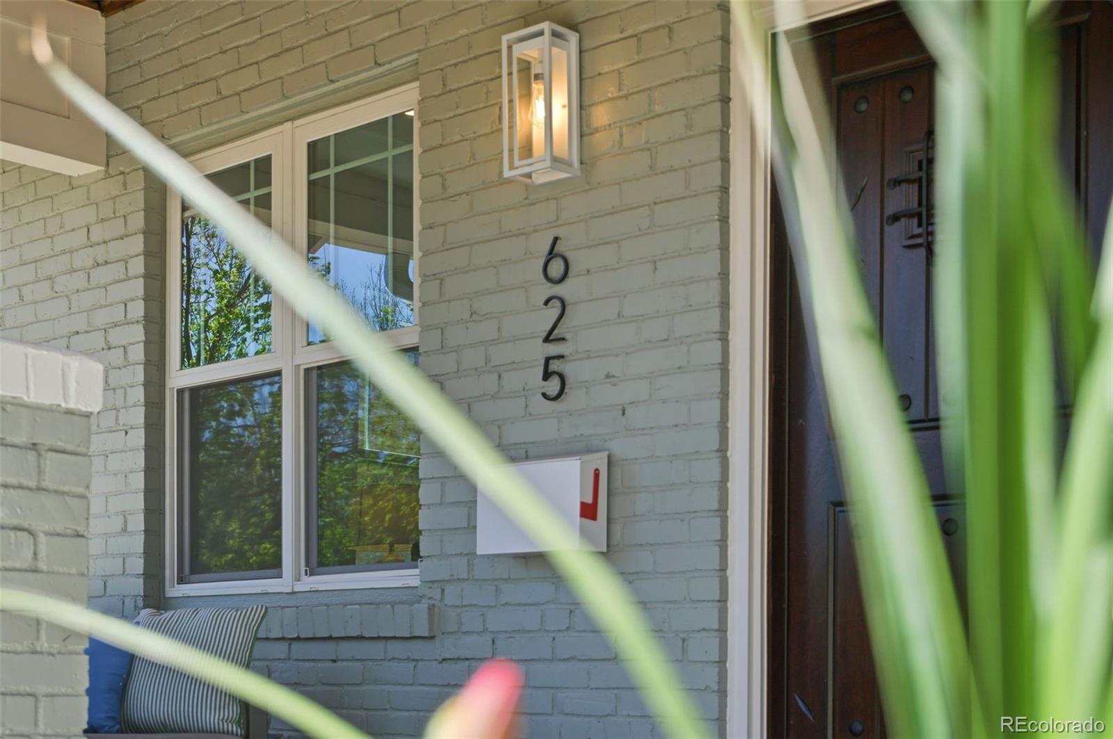 MLS Image #3 for 625  cook street,denver, Colorado