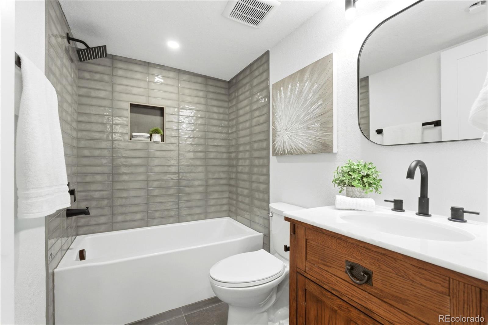 MLS Image #33 for 625  cook street,denver, Colorado