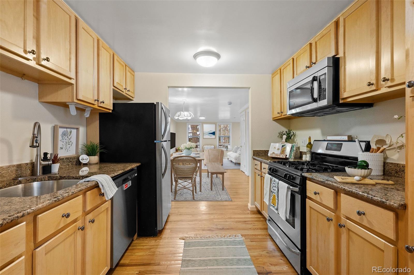 MLS Image #13 for 2226 n clarkson street,denver, Colorado