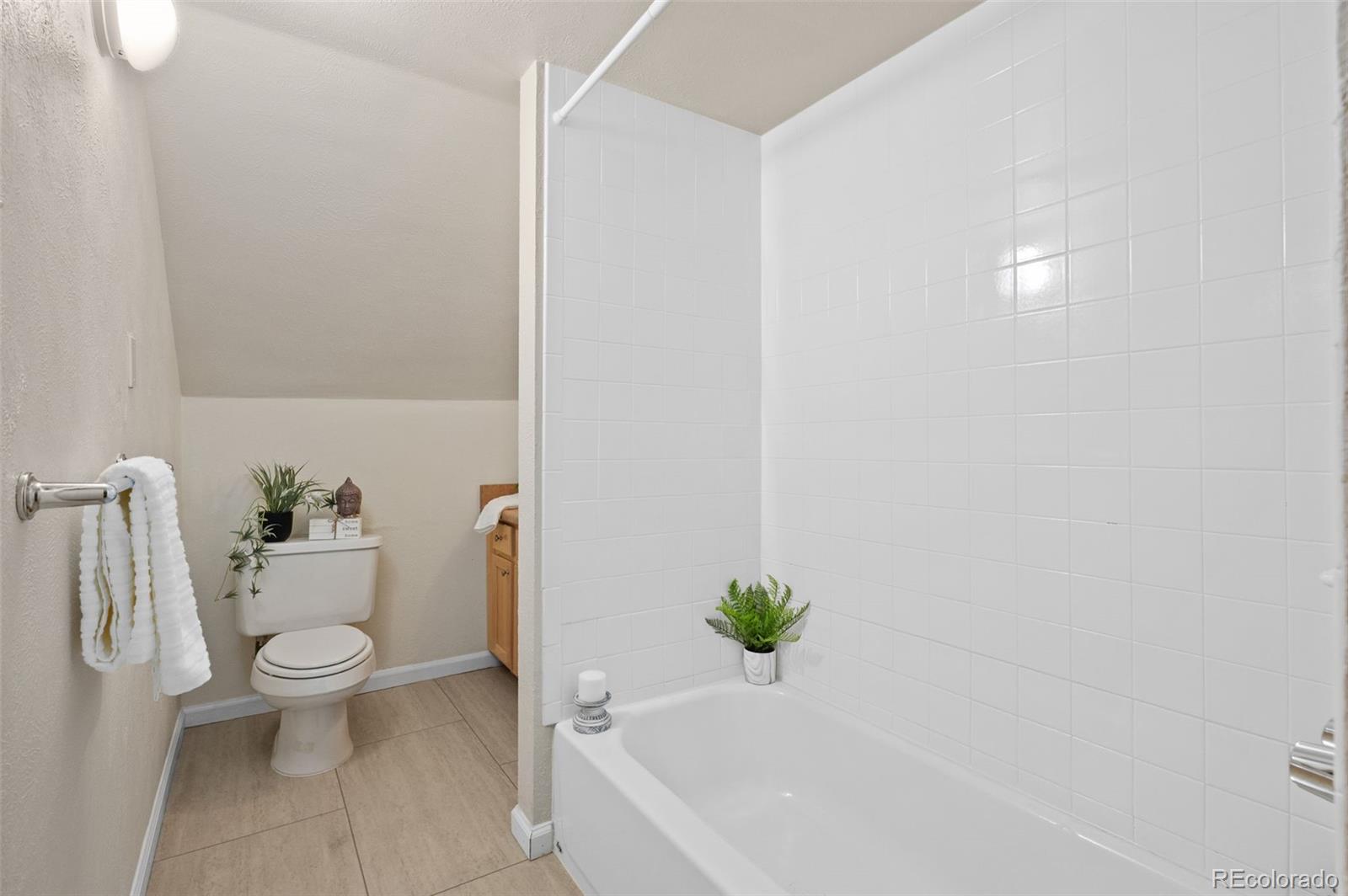 MLS Image #24 for 2226 n clarkson street,denver, Colorado