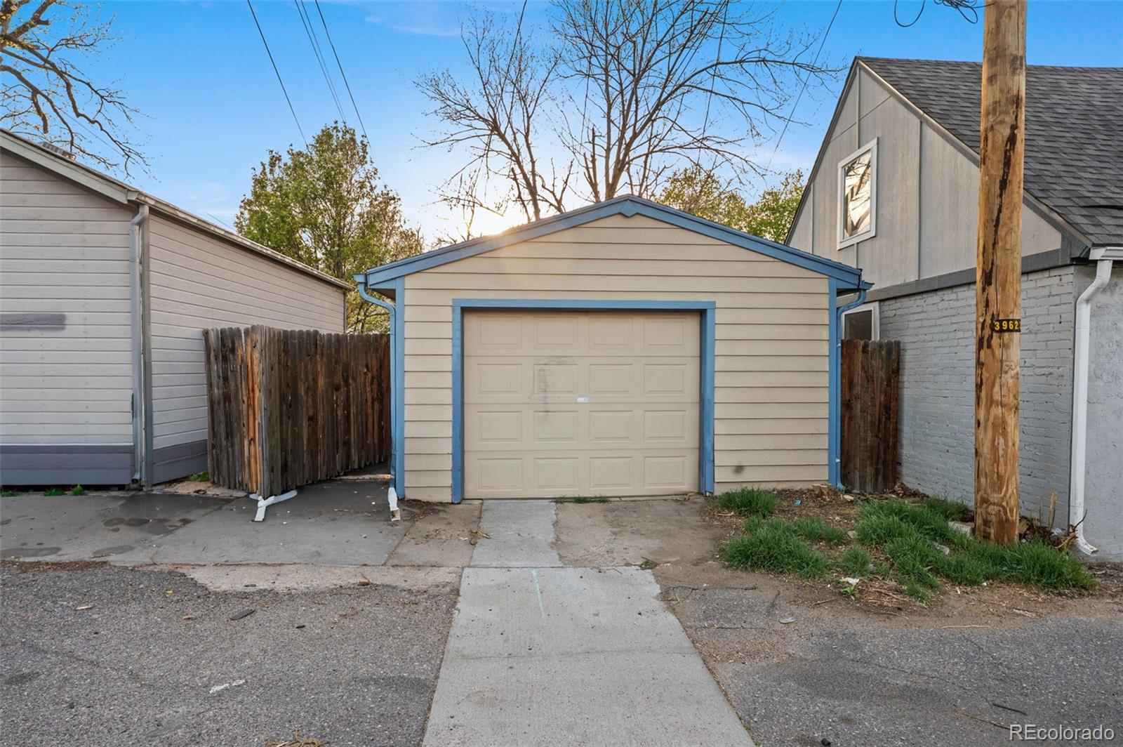 MLS Image #36 for 2226 n clarkson street,denver, Colorado