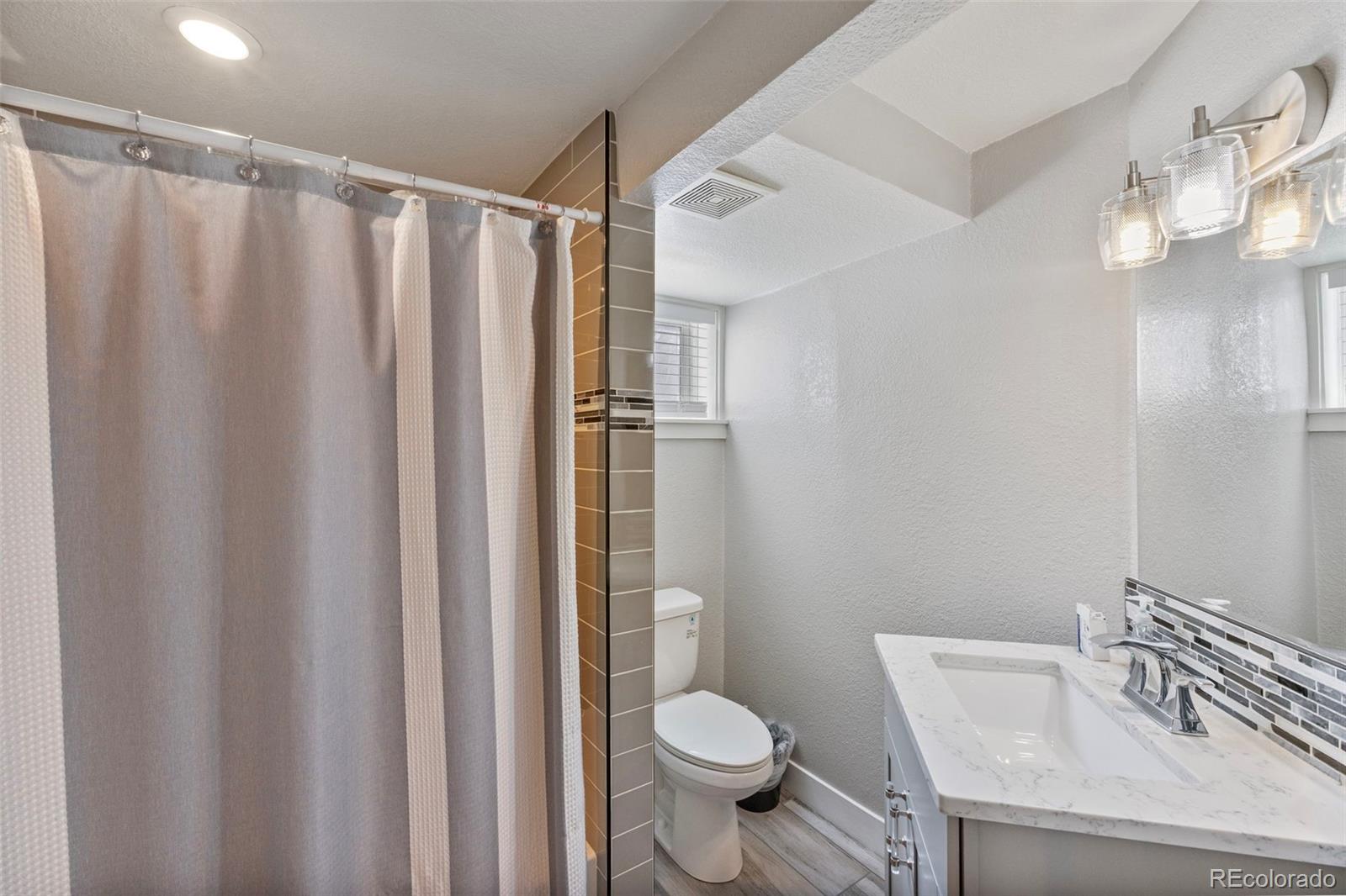 MLS Image #19 for 3290 s lowell boulevard,denver, Colorado