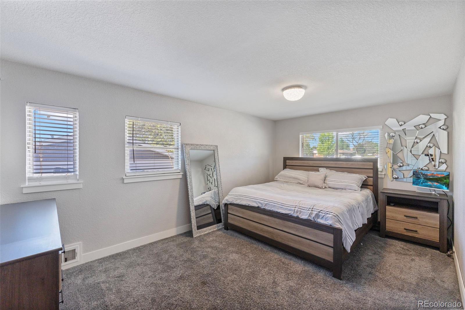 MLS Image #7 for 3290 s lowell boulevard,denver, Colorado