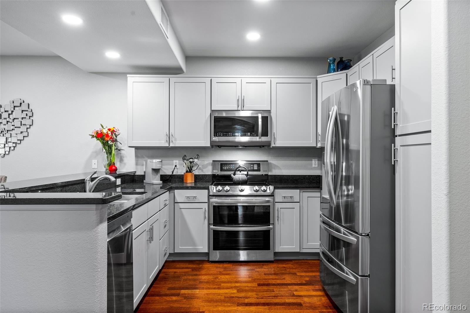 MLS Image #3 for 9079 e panorama circle 312,englewood, Colorado