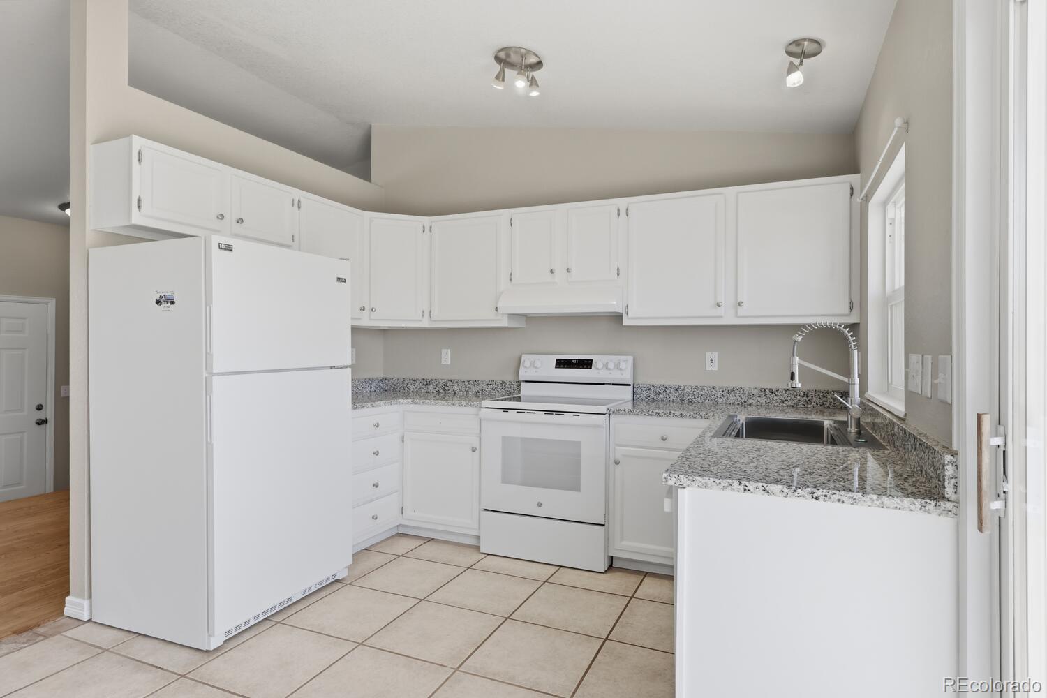 MLS Image #14 for 36368  winchester road,elizabeth, Colorado