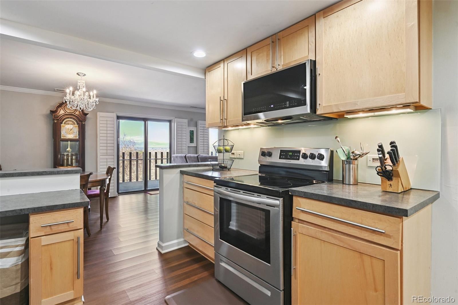 MLS Image #12 for 420 s marion parkway 802,denver, Colorado