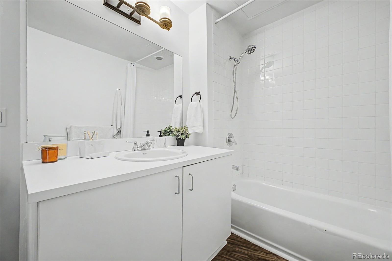 MLS Image #18 for 3100  huron street 3m,denver, Colorado