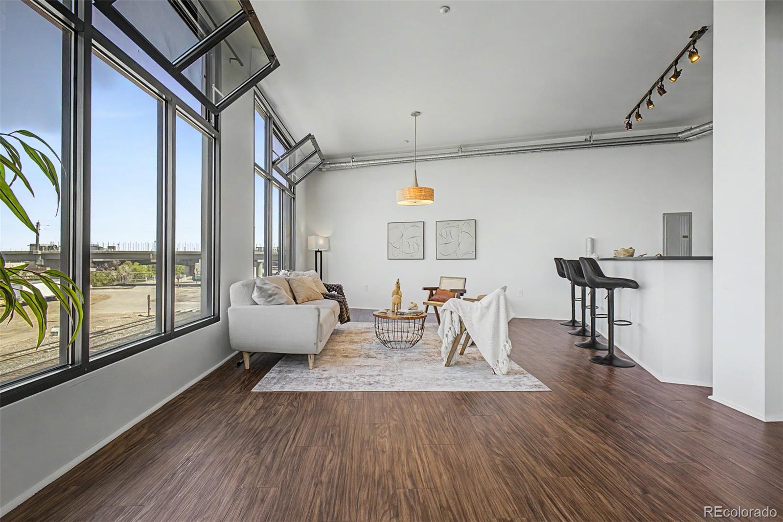 MLS Image #3 for 3100  huron street 3m,denver, Colorado