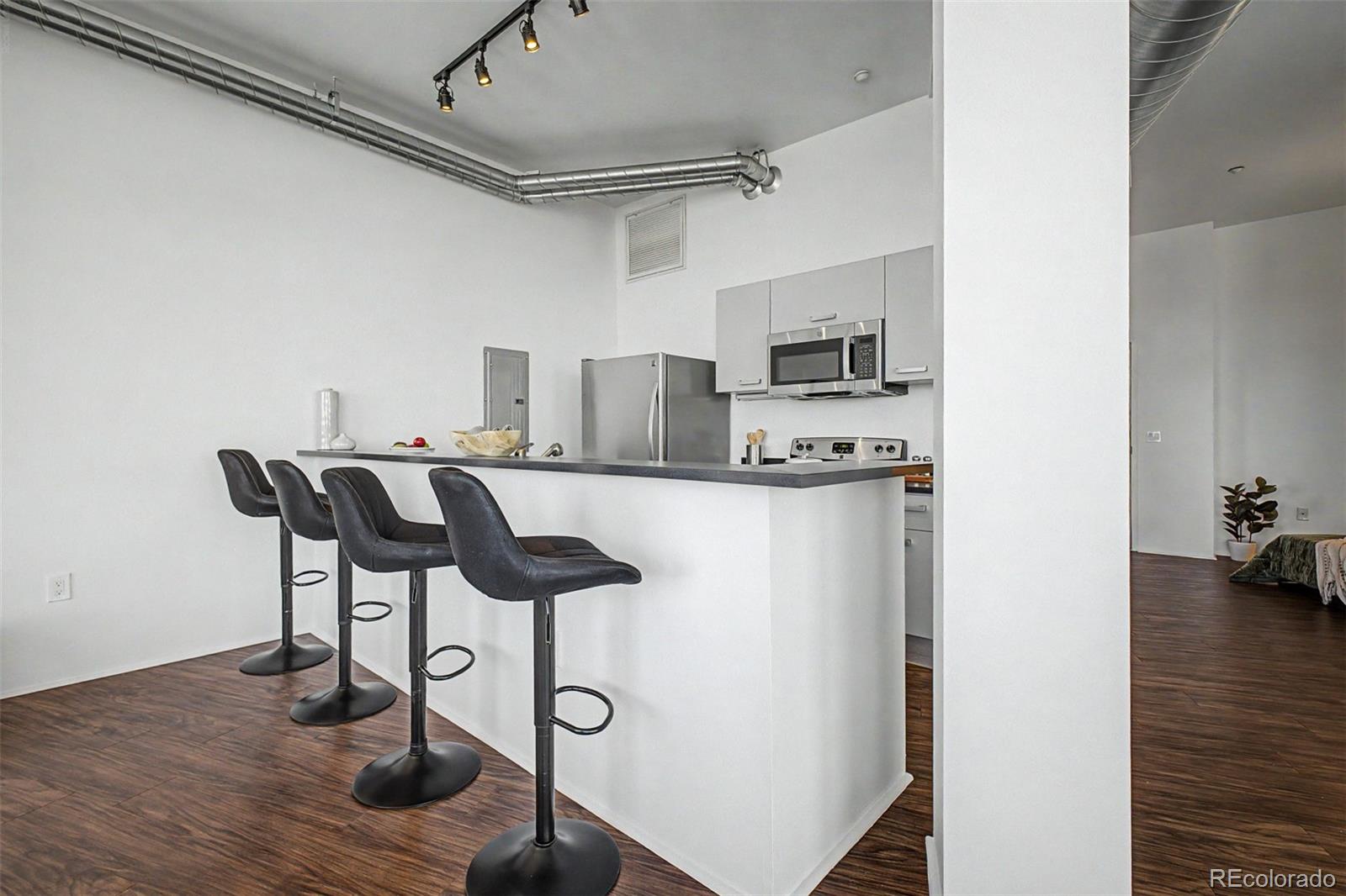 MLS Image #6 for 3100  huron street 3m,denver, Colorado