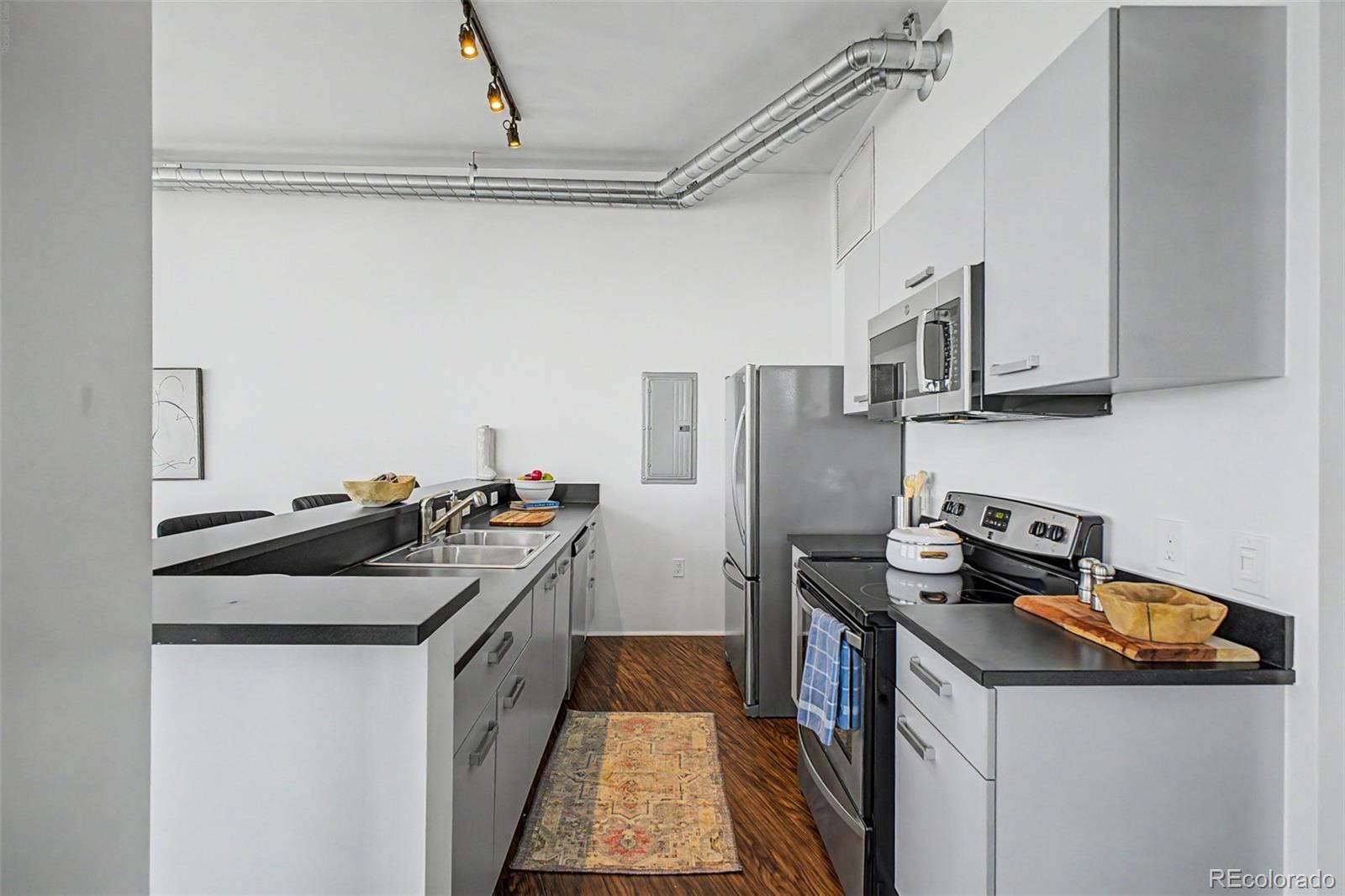 MLS Image #7 for 3100  huron street 3m,denver, Colorado