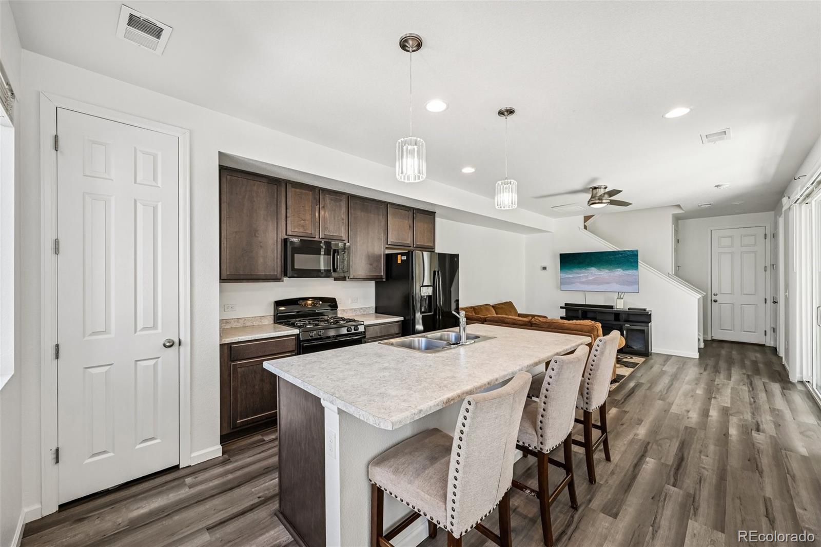 MLS Image #7 for 17224 e center place,aurora, Colorado