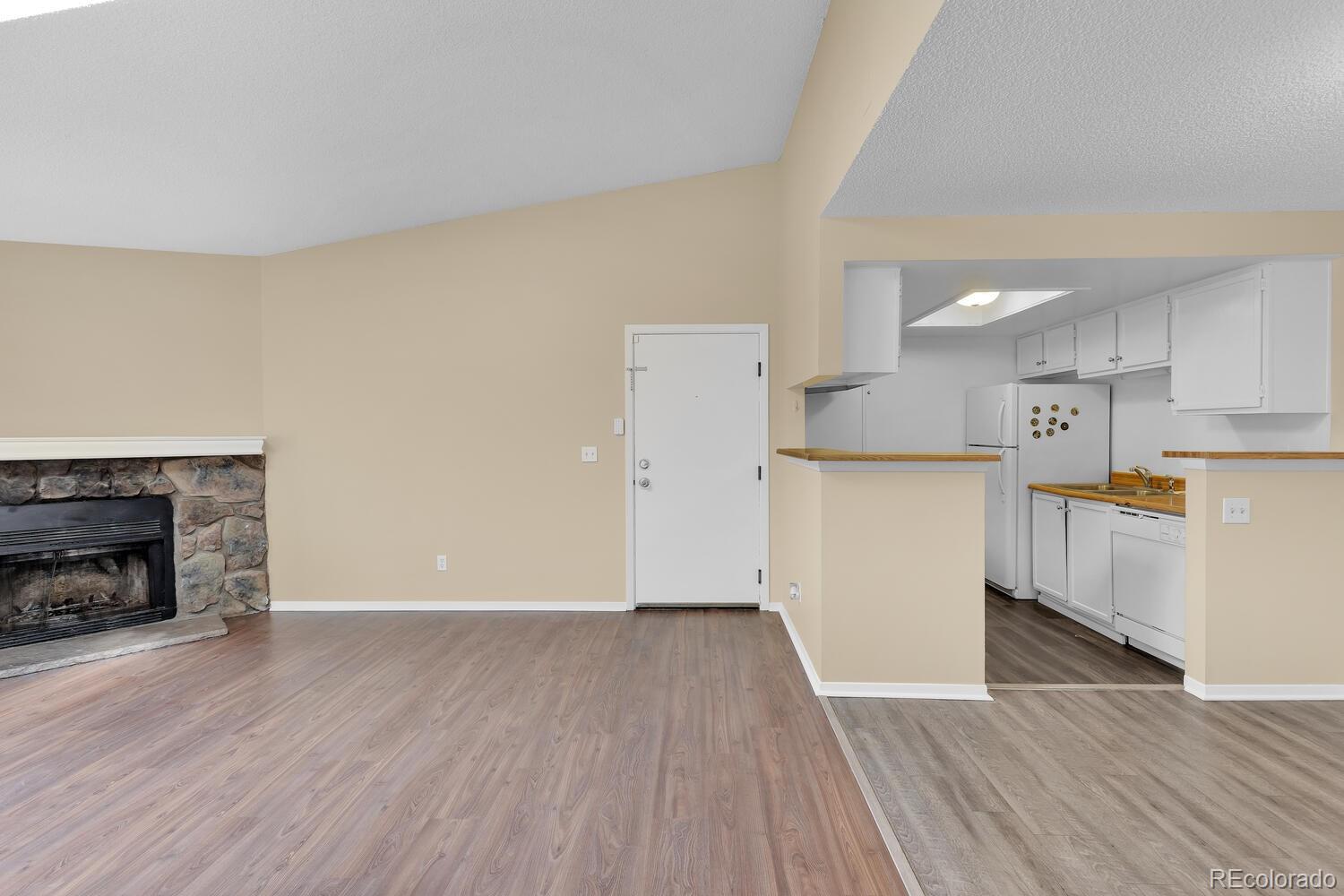 MLS Image #10 for 908 s walden way,aurora, Colorado