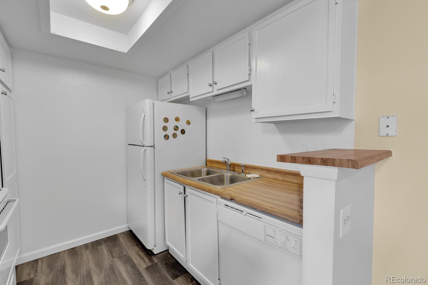 MLS Image #8 for 908 s walden way,aurora, Colorado