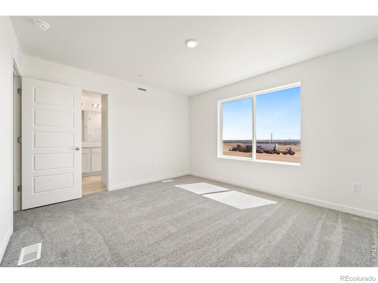 MLS Image #8 for 3852  pinnacles court,evans, Colorado