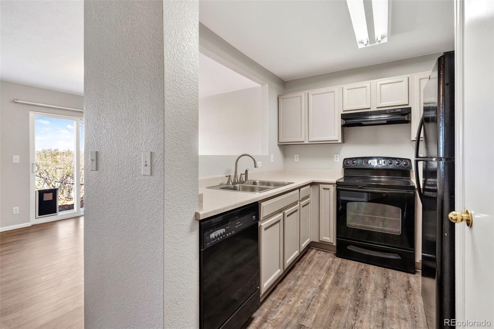 MLS Image #12 for 3825 e 94th avenue,thornton, Colorado