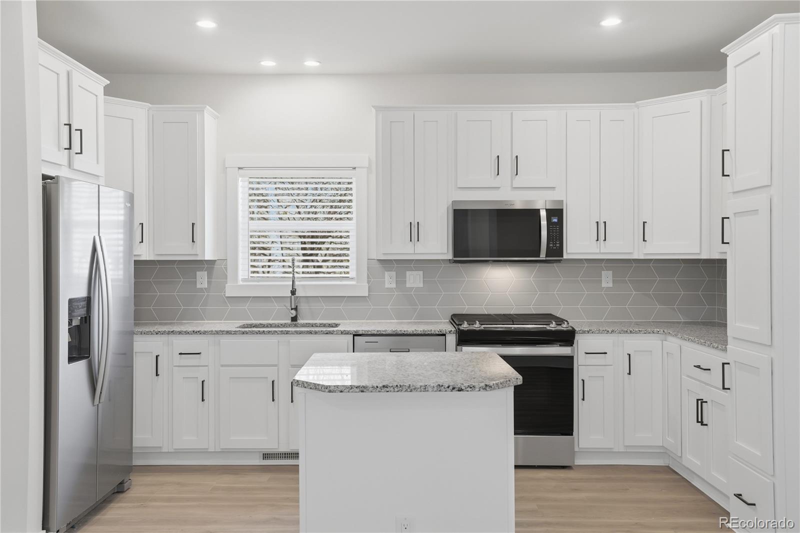 MLS Image #12 for 378  bluffs drive,eagle, Colorado