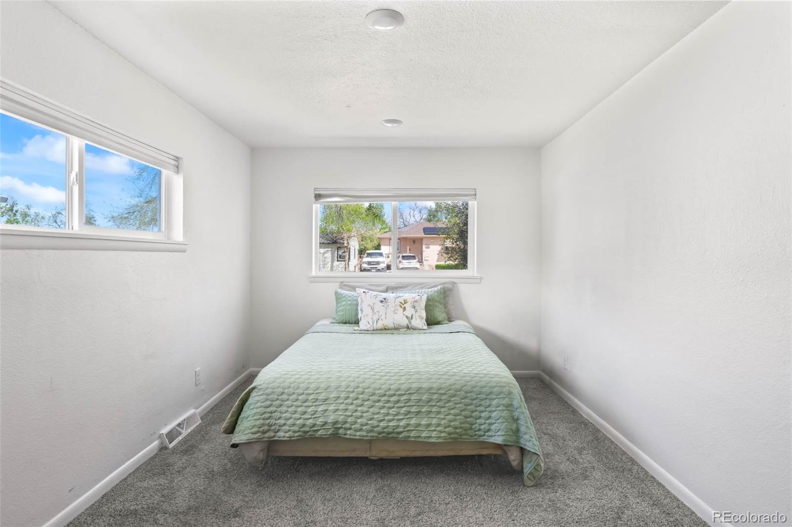 MLS Image #18 for 1213  jamaica street,aurora, Colorado