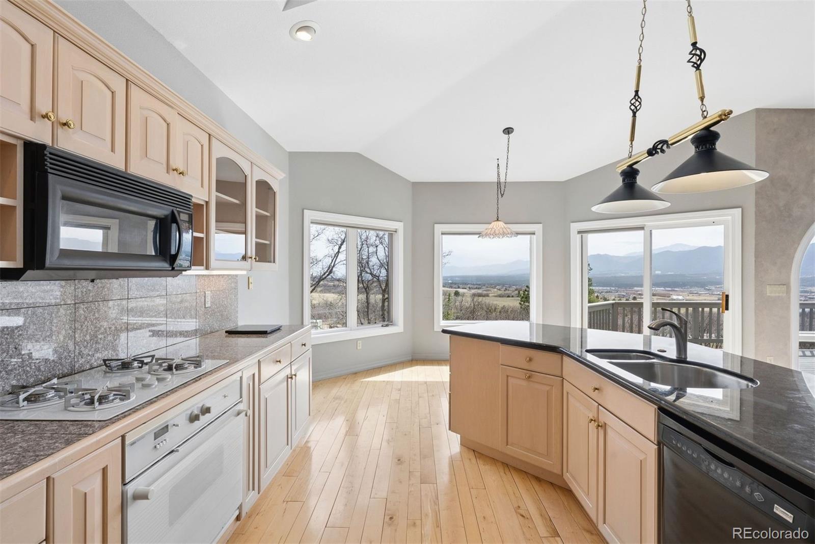 MLS Image #19 for 265  ox yoke way,monument, Colorado