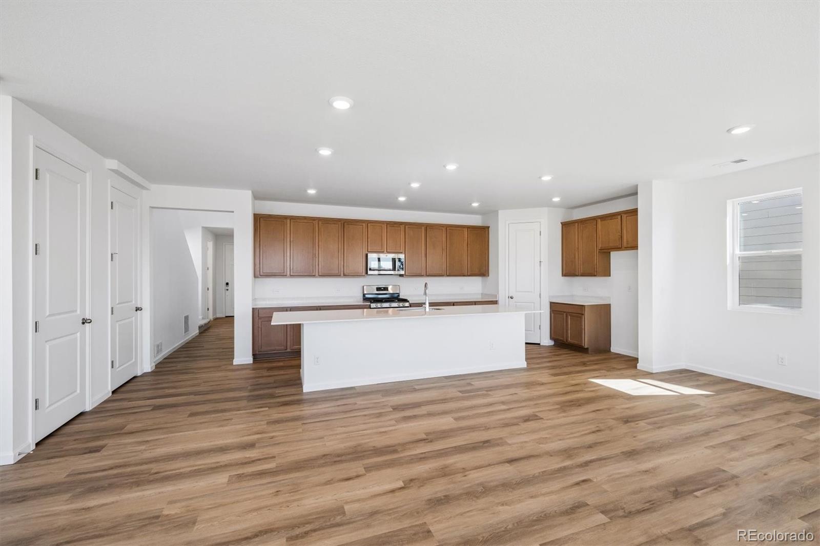 MLS Image #2 for 45944  wood thrush avenue,bennett, Colorado