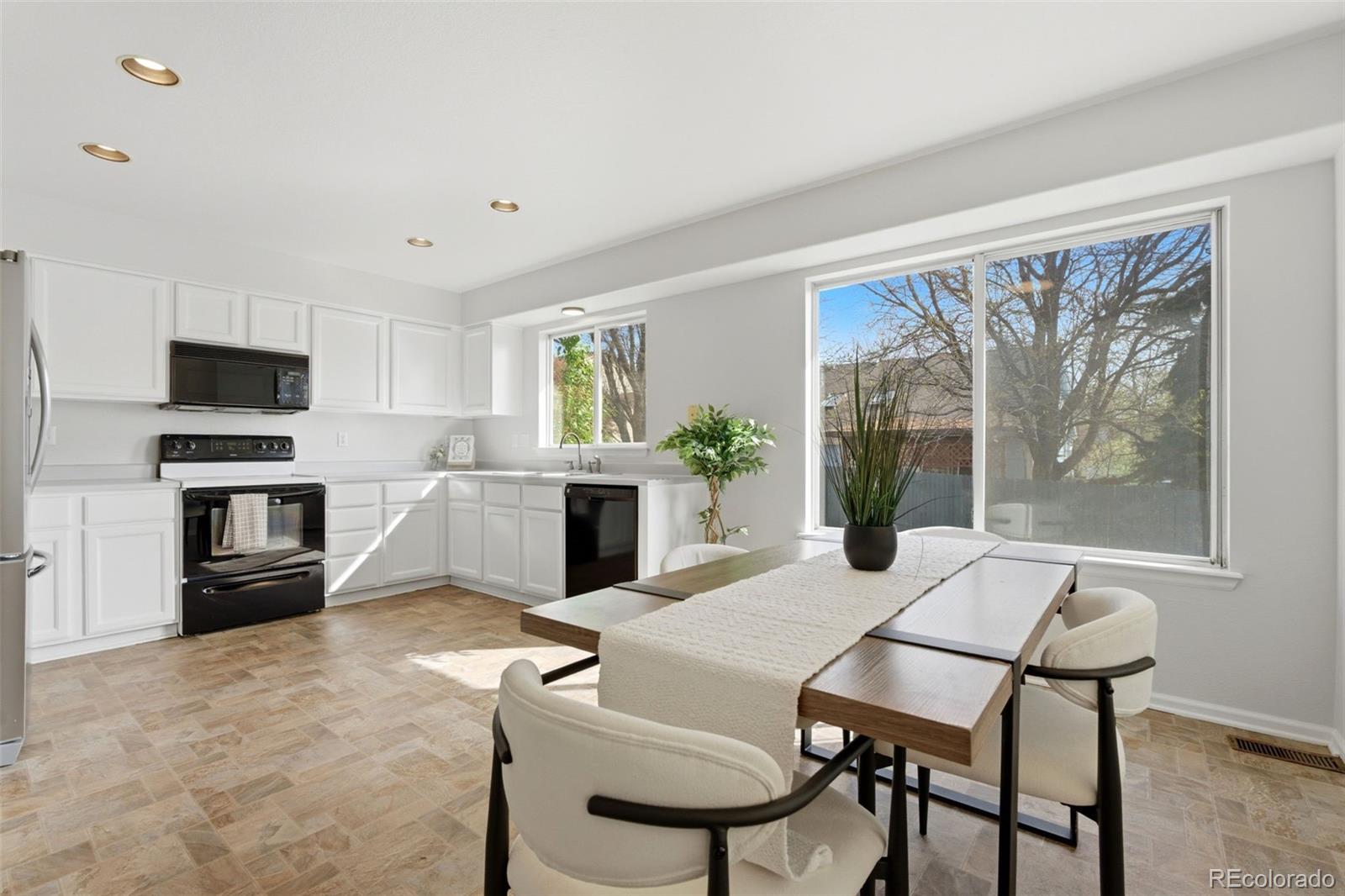 MLS Image #15 for 2164 s waco street,aurora, Colorado