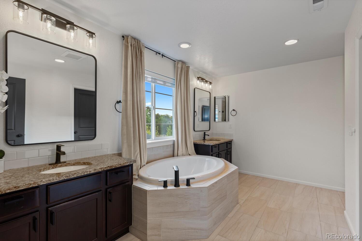 MLS Image #25 for 15468 w 50th place,golden, Colorado