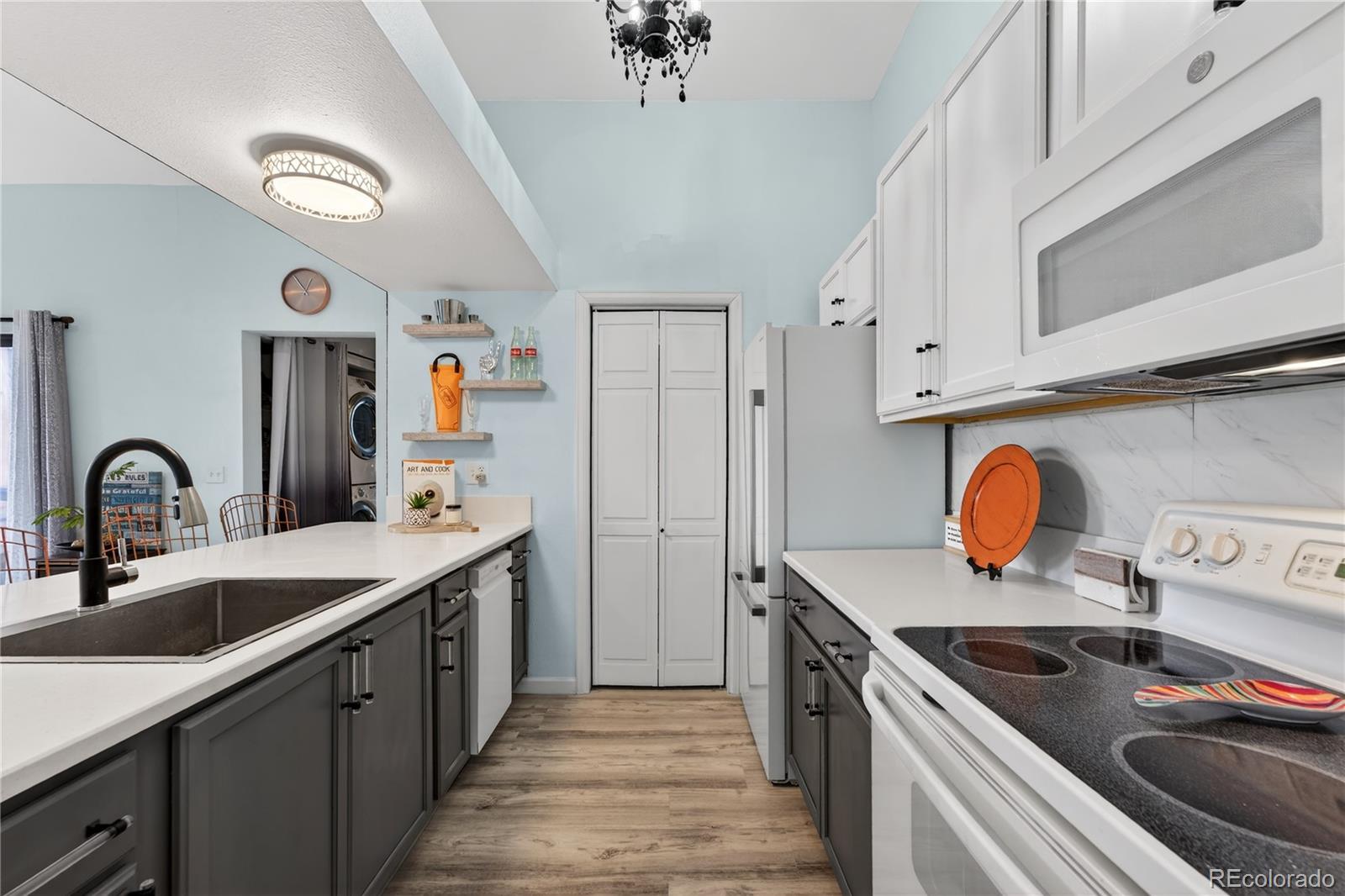 MLS Image #10 for 4292 s salida way 11,aurora, Colorado