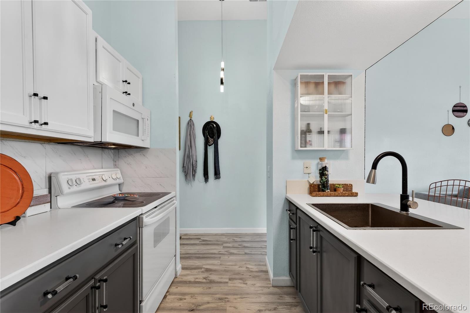 MLS Image #12 for 4292 s salida way 11,aurora, Colorado