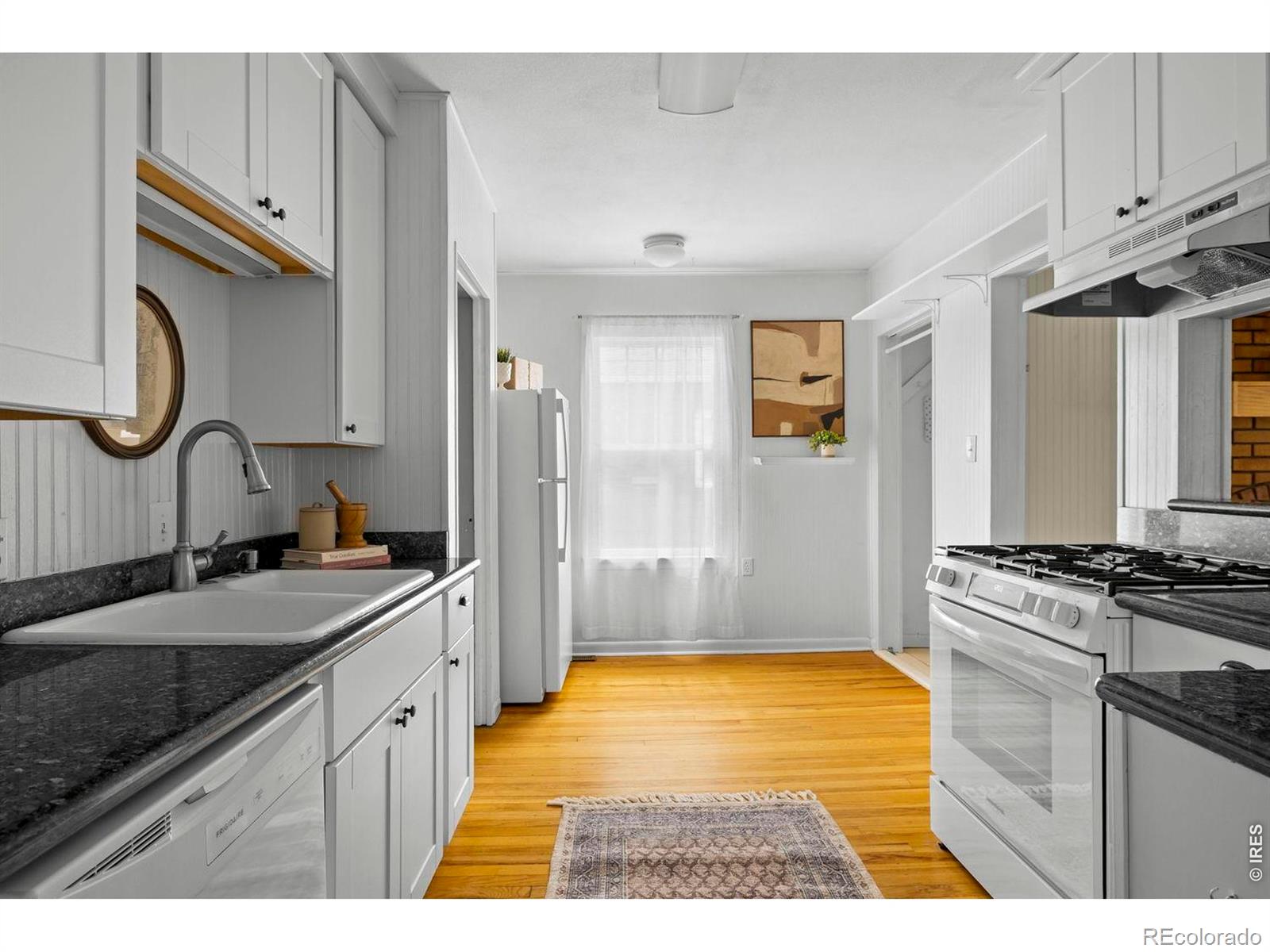 MLS Image #6 for 316  vivian street,longmont, Colorado