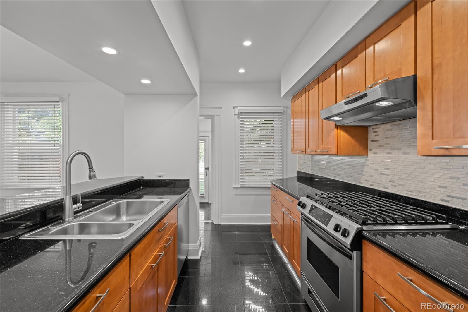 MLS Image #22 for 316 s humboldt street,denver, Colorado