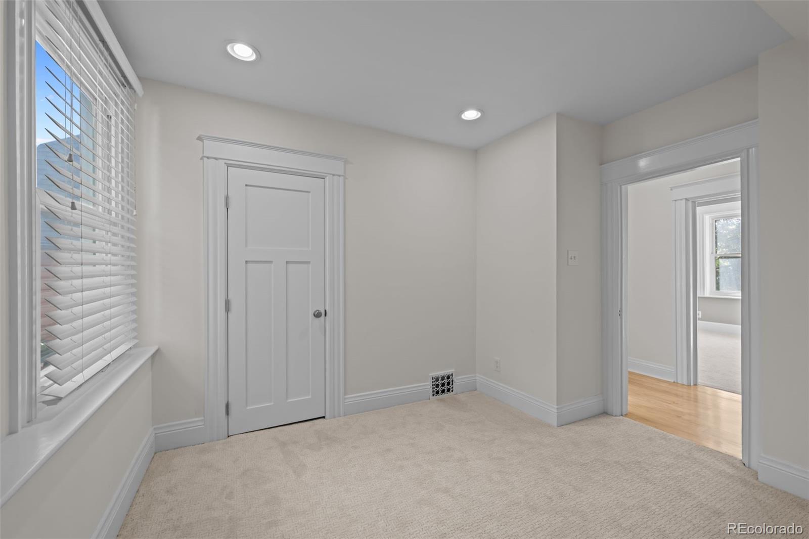MLS Image #33 for 316 s humboldt street,denver, Colorado