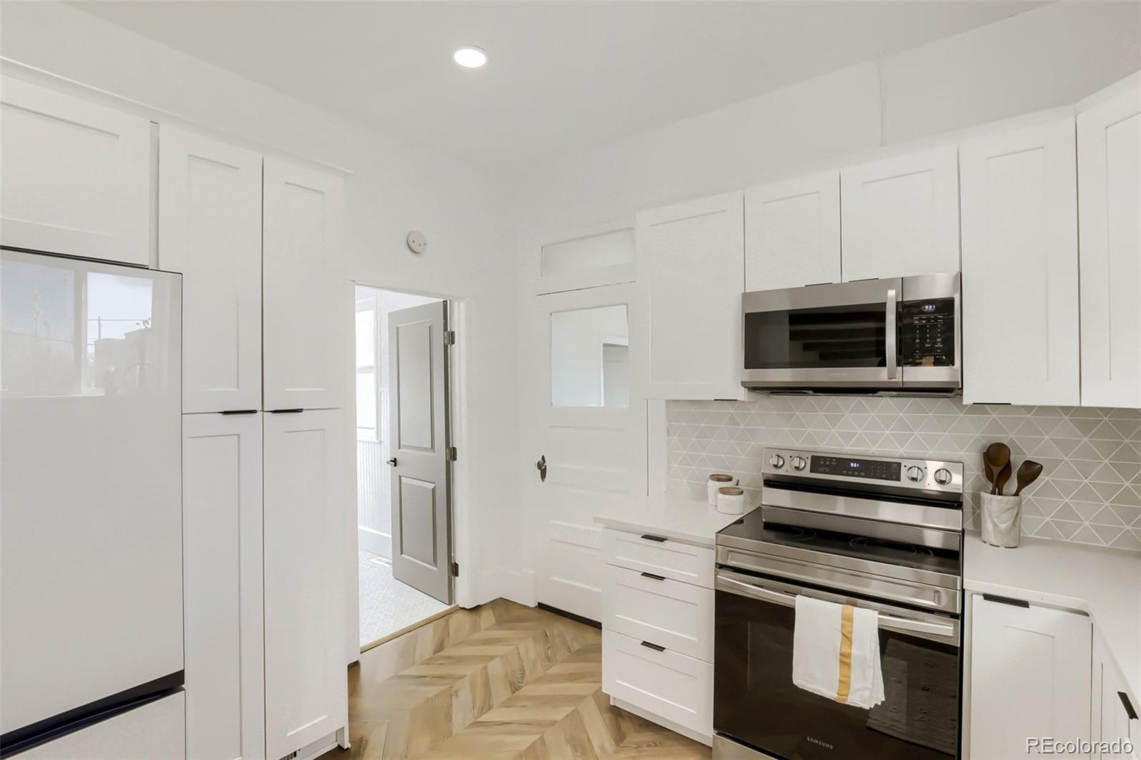 MLS Image #9 for 4766  williams street,denver, Colorado