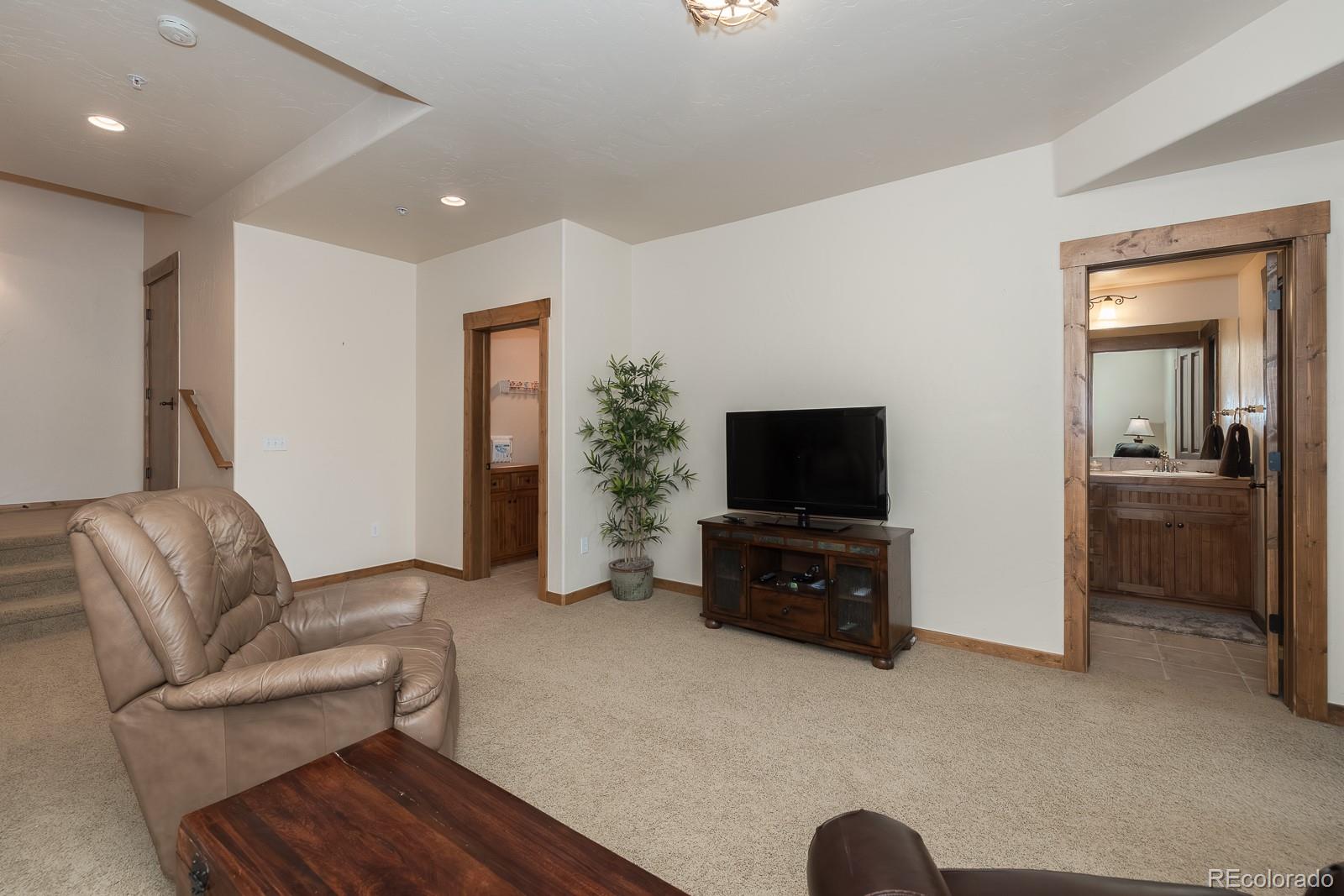MLS Image #19 for 115  bear trail court,winter park, Colorado