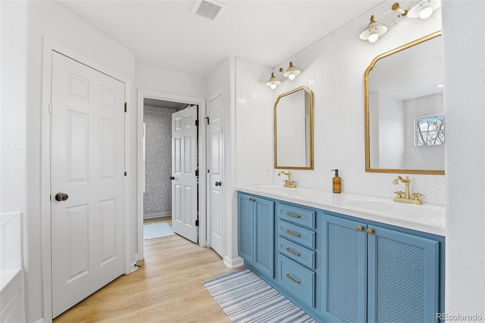 MLS Image #25 for 2662  gray wolf loop,broomfield, Colorado