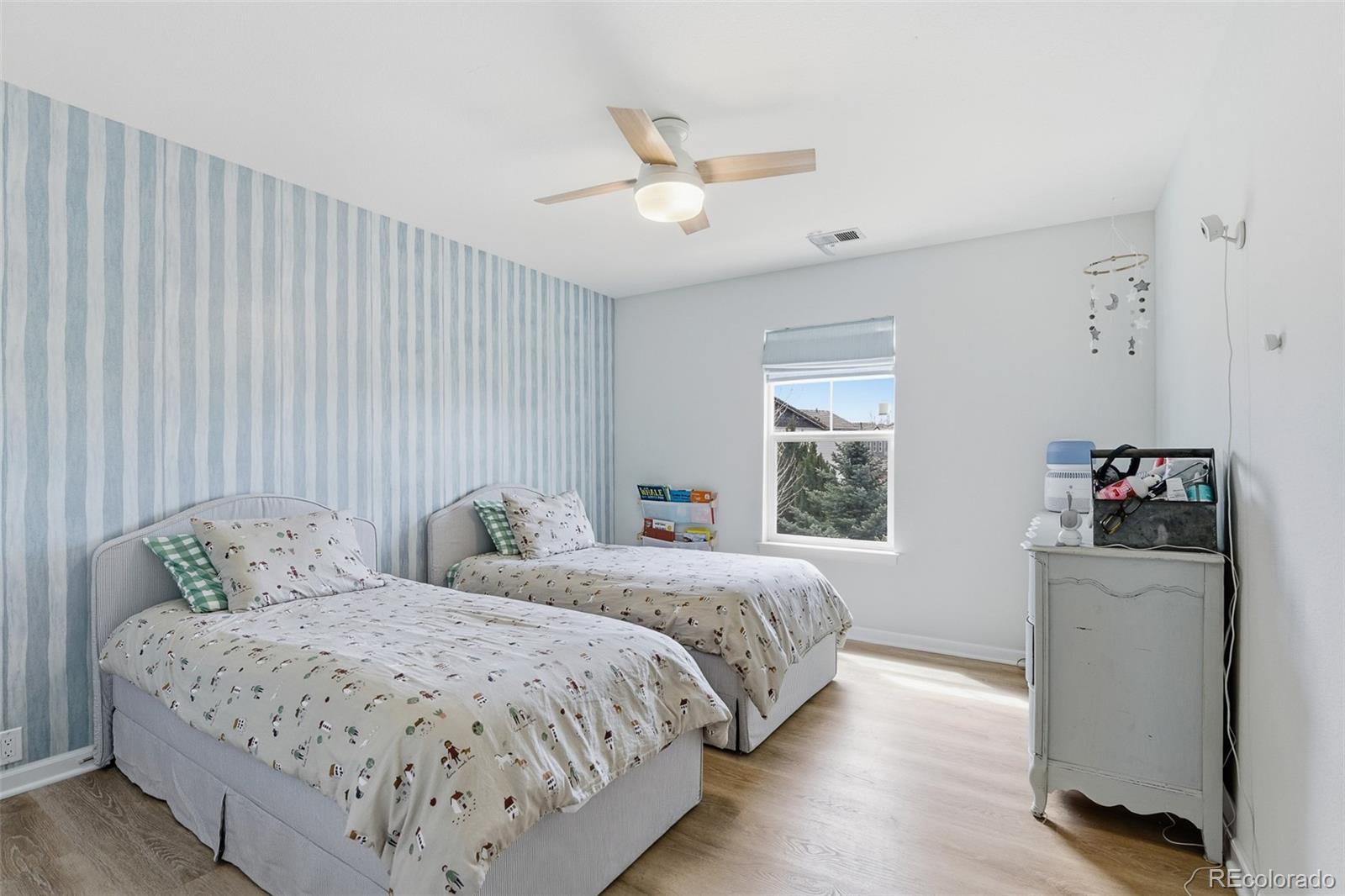 MLS Image #34 for 2662  gray wolf loop,broomfield, Colorado