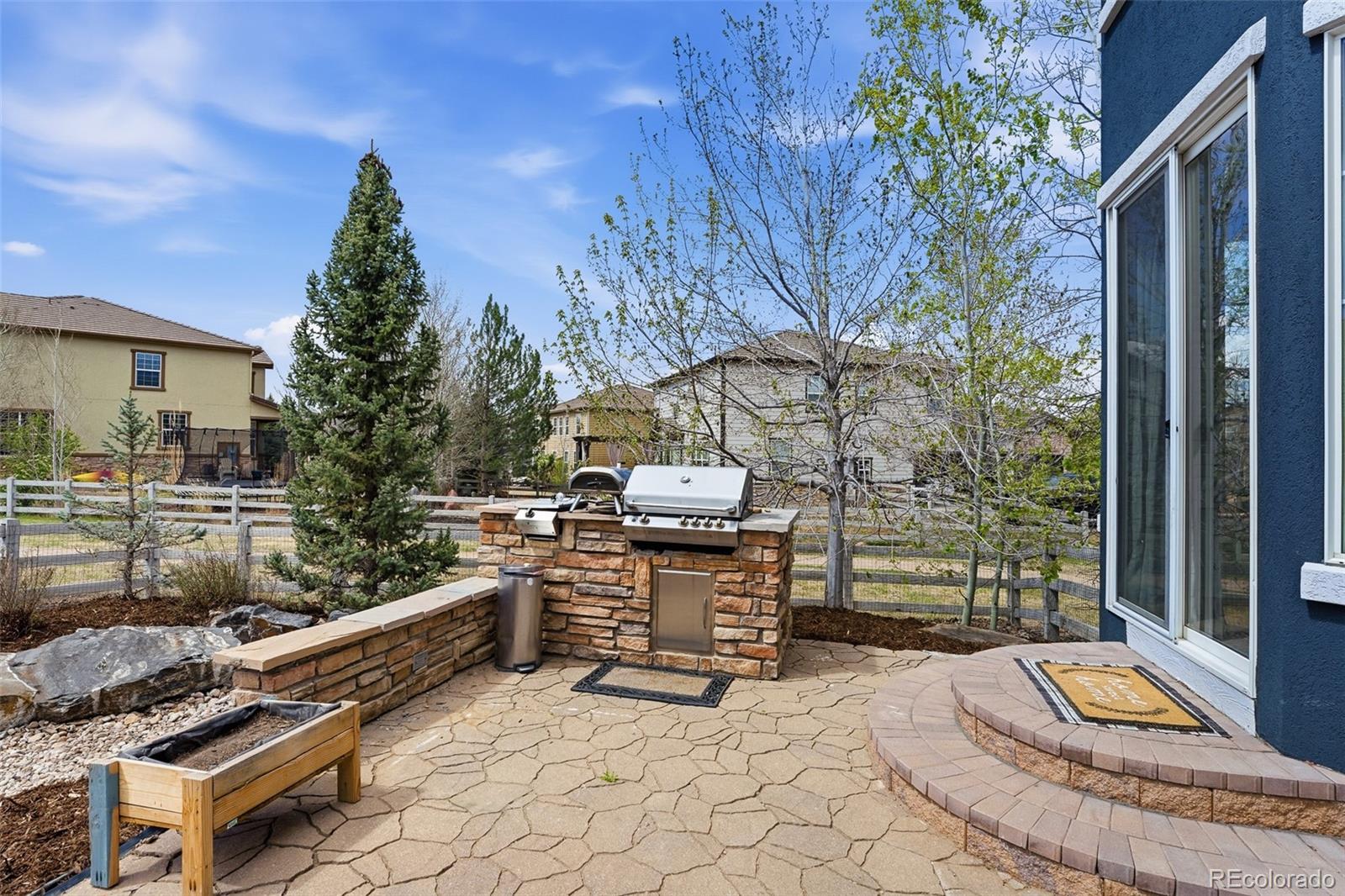 MLS Image #38 for 2662  gray wolf loop,broomfield, Colorado