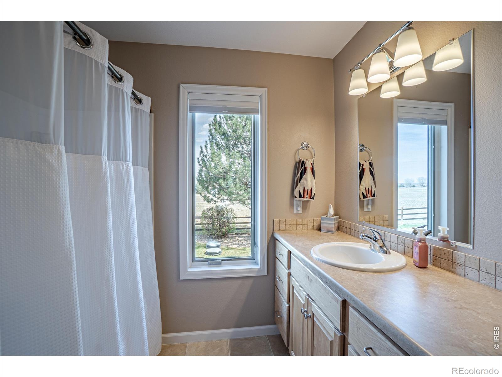 MLS Image #21 for 5632 e county road 30 ,fort collins, Colorado