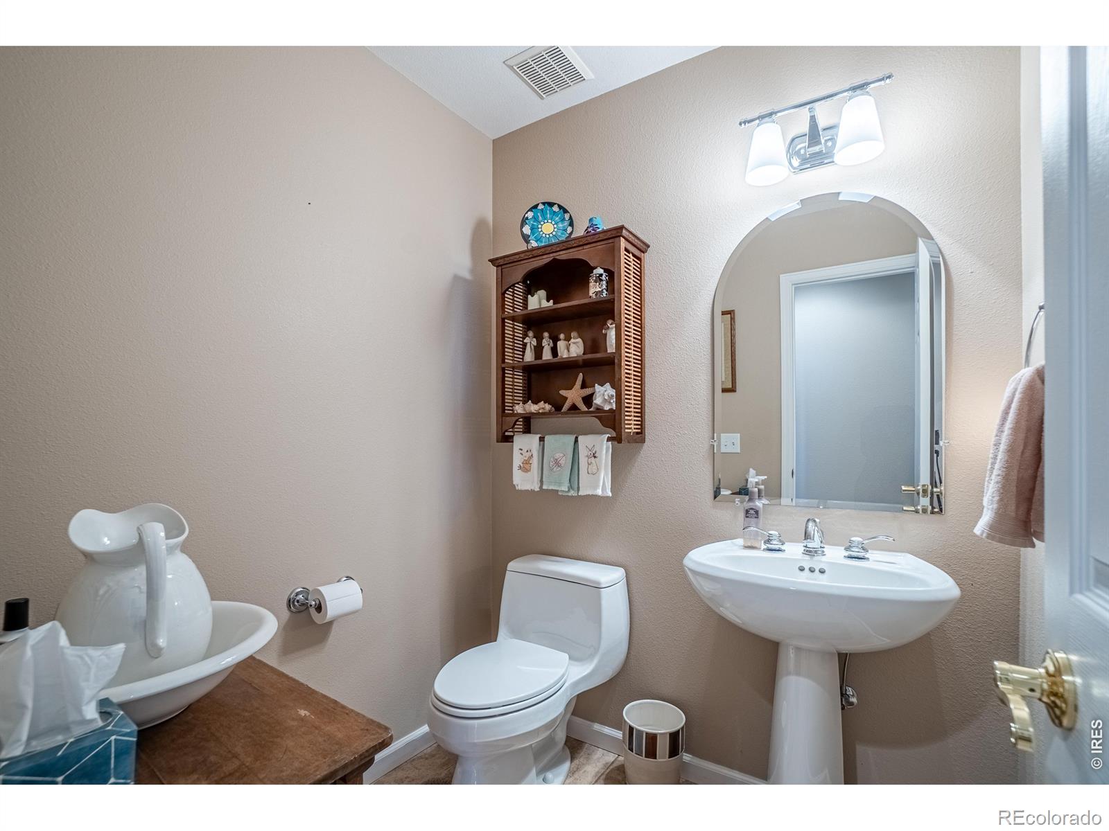 MLS Image #22 for 5632 e county road 30 ,fort collins, Colorado