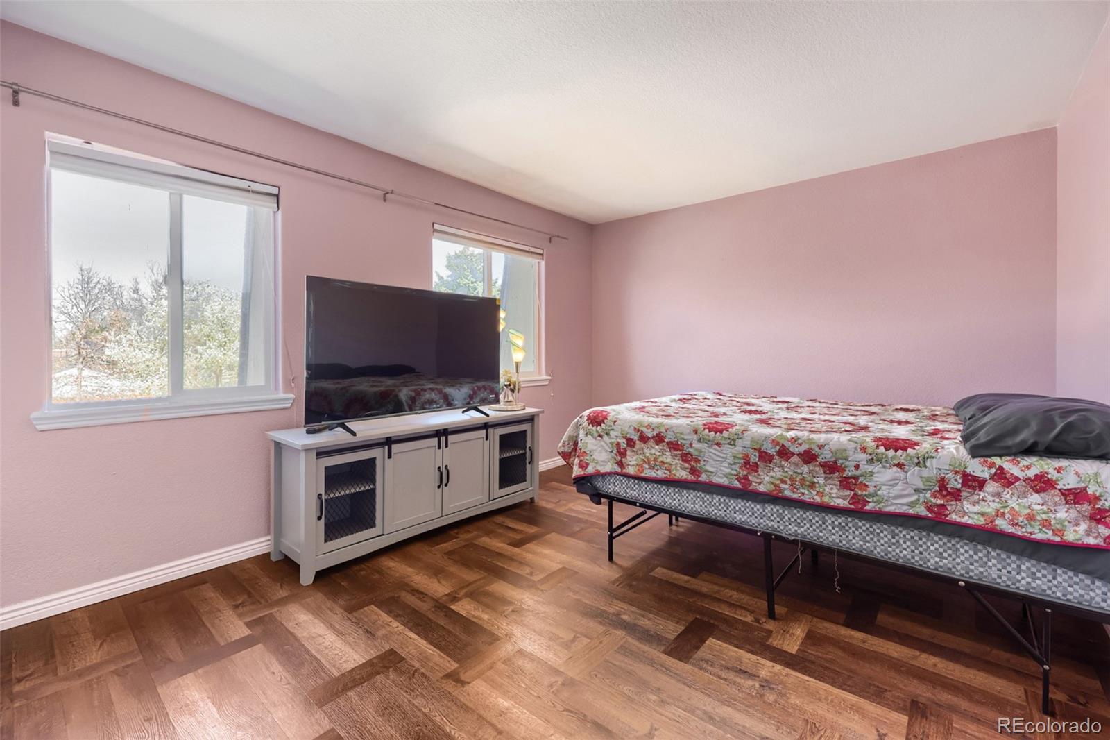 MLS Image #10 for 7480 e princeton avenue,denver, Colorado