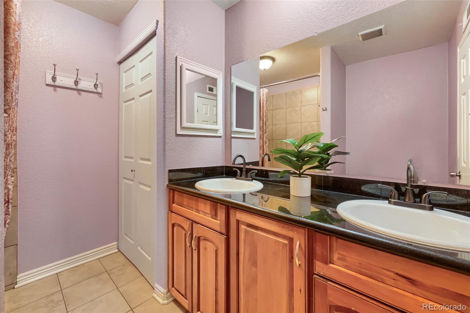 MLS Image #13 for 7480 e princeton avenue,denver, Colorado