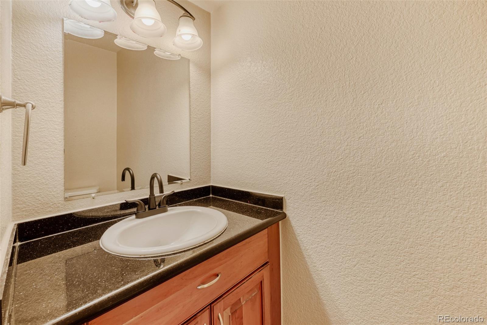 MLS Image #9 for 7480 e princeton avenue,denver, Colorado
