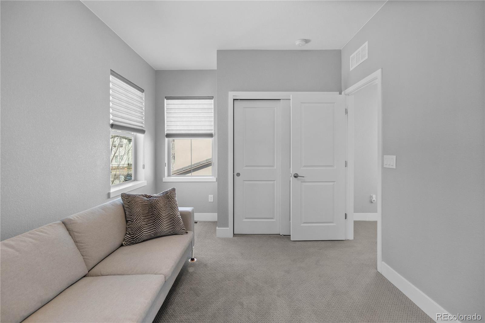 MLS Image #19 for 2592 s norse court,lakewood, Colorado