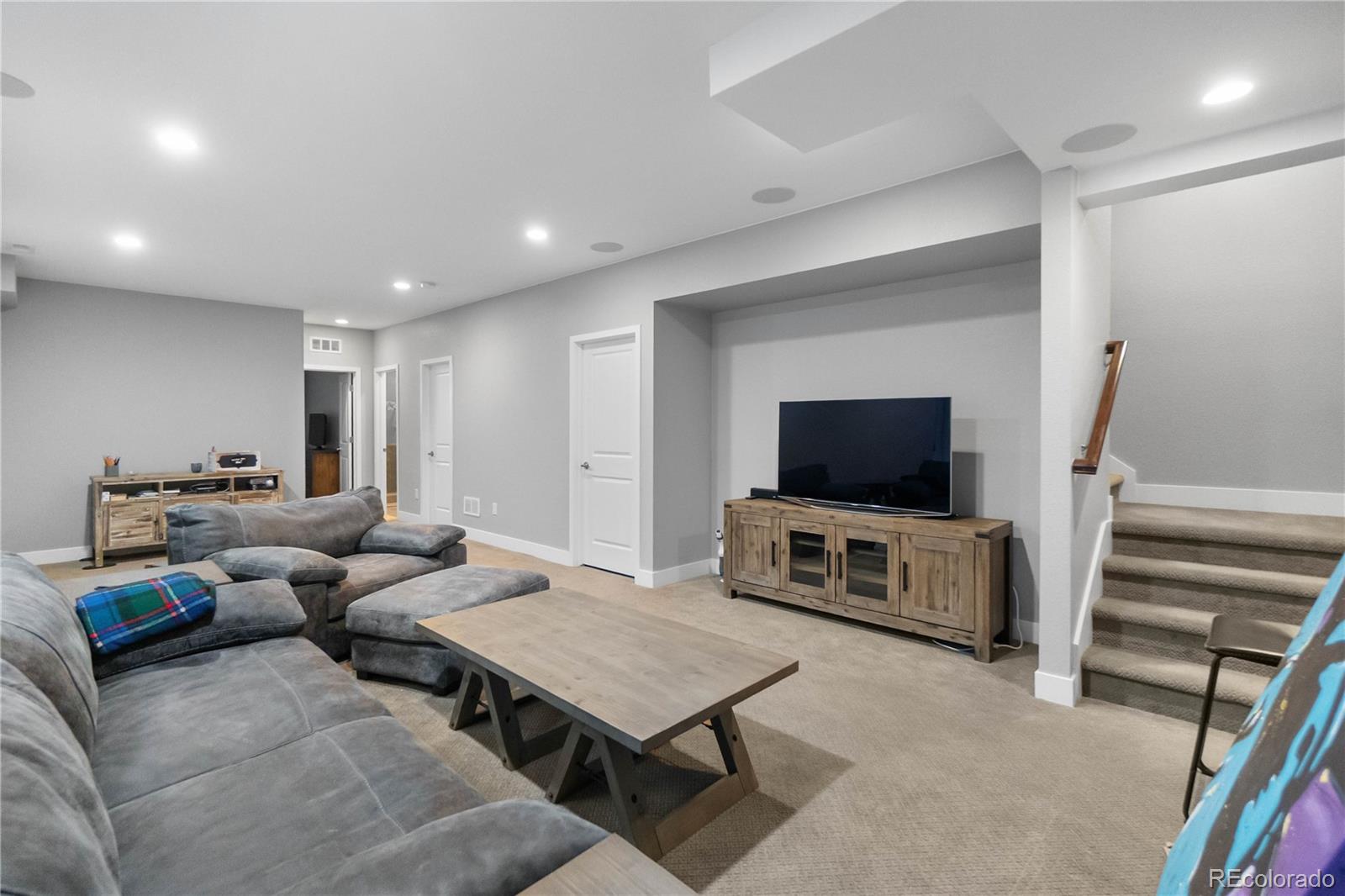 MLS Image #25 for 2592 s norse court,lakewood, Colorado