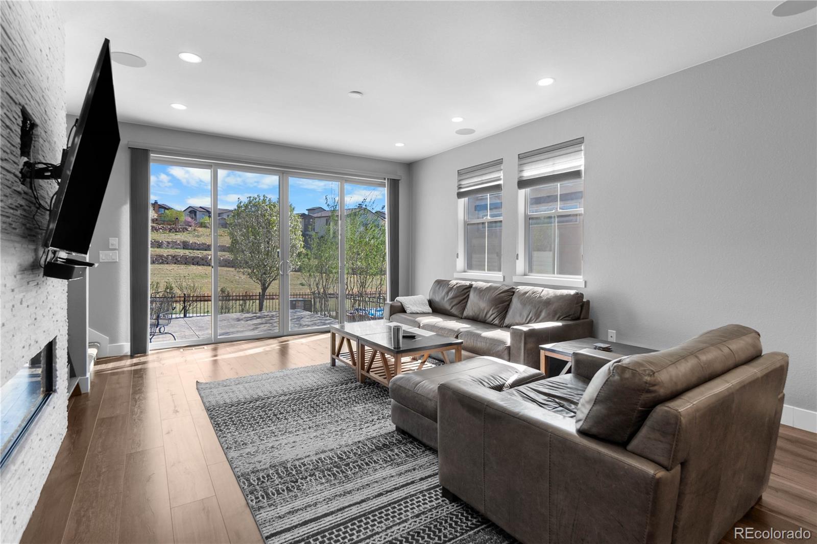 MLS Image #5 for 2592 s norse court,lakewood, Colorado